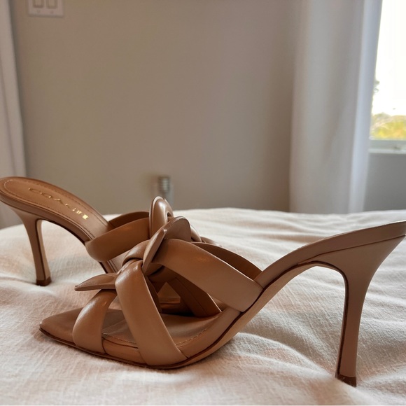 Coach Kellie Learher Sandal Pump - Picture 8 of 11